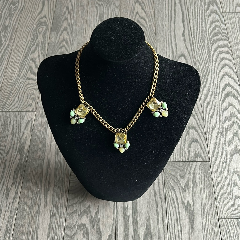 Beautiful necklace by Kate Spade ♠️